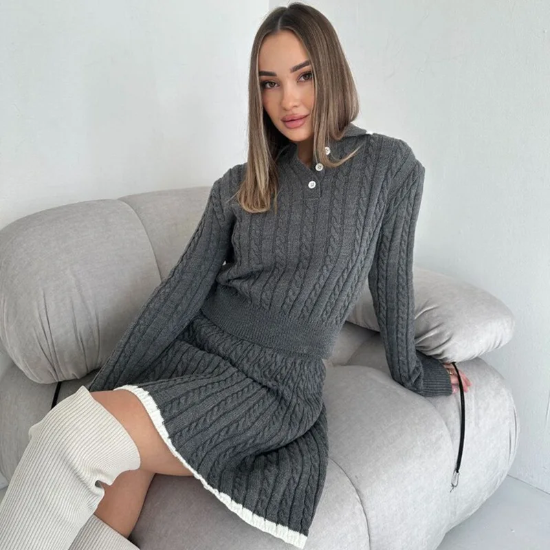 Women\'s New Autumn and Winter Solid Color Knit Lapel Pullover Sweater + Half Body Short Skirt Casual Spliced Knit Two-piece Set