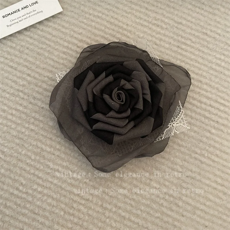 Vintage Fabric Flower Brooch Feminine Fashion High-end Sense Niche Pins Qipao Coat Jewellery Accessory Corsage