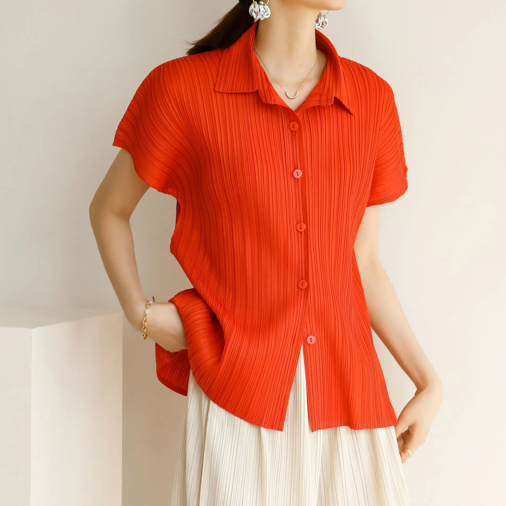 2025 Spring and Summer New Miyake Pleated Small Shirt Casual Pleats Loose Pleated Loose Comfortable Fashion Short Sleeve Shirt