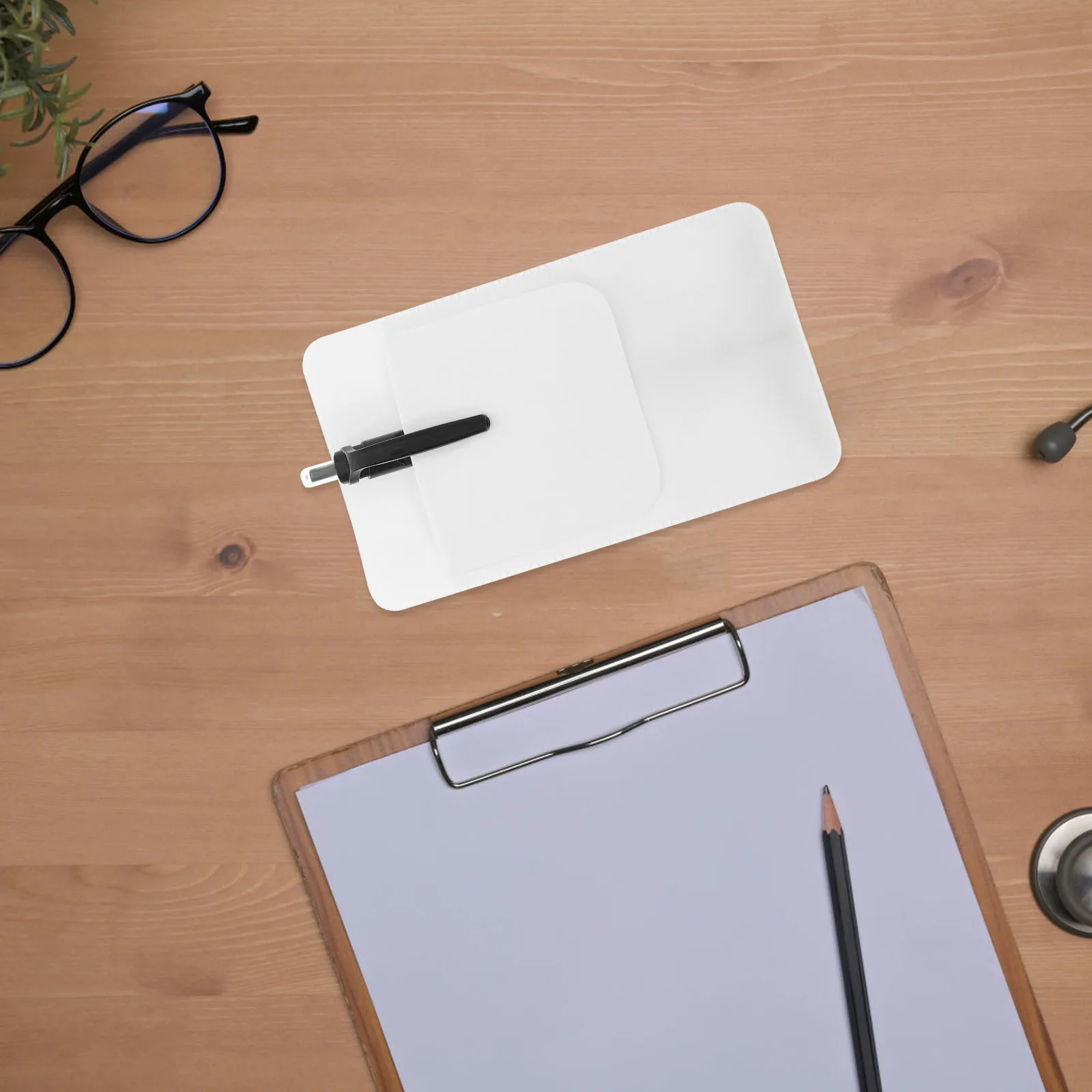 Рисунок 2 - сумка-органайзер для ручек из ПВХ