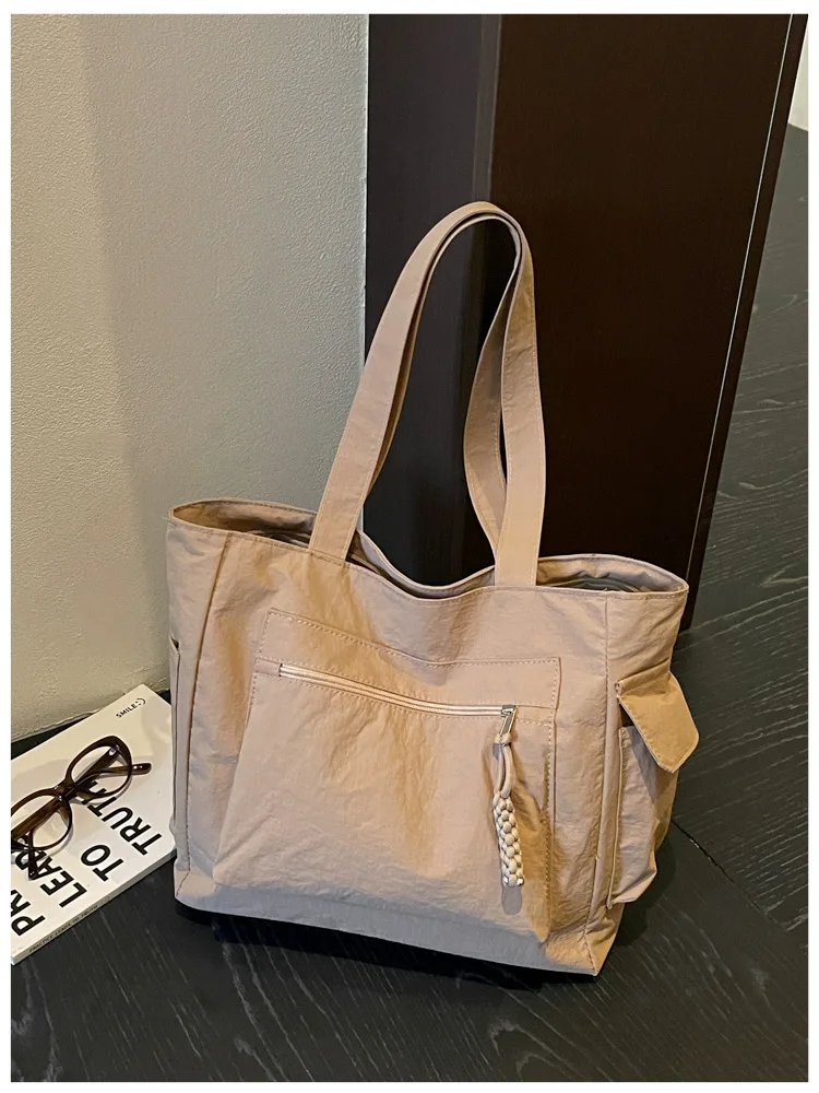 Neue modische Nylon-Schultertasche, große Kapazität, leichte, lässige Alltagstasche, Umhängetasche für Damen – Detail 34