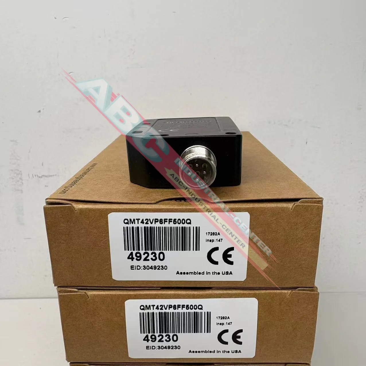 

Лазерный датчик QMT42VP6FF500Q новый в коробке