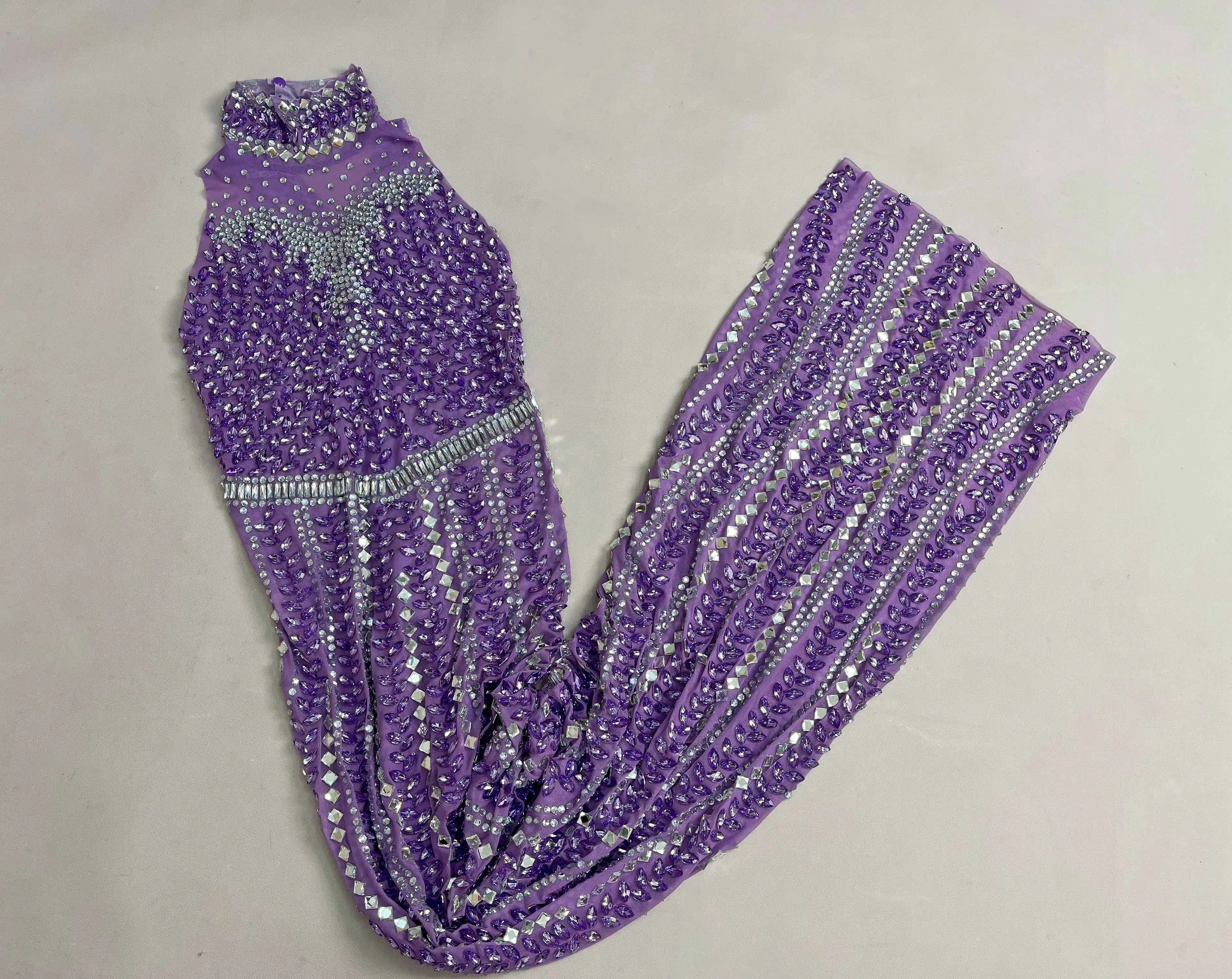 Vestido de noche morado elegante para mujer, vestido largo sexi de malla transparente con diamantes de imitación brillantes, traje de fiesta de graduación, disfraz de alfombra roja Zizi