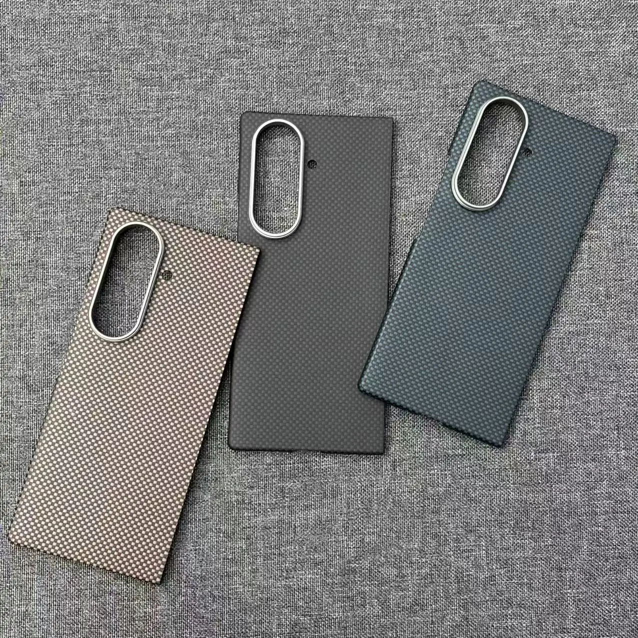 Compatible with the Samsung Z Fold 7A lightweightimpactresistantfoldable phone case made from aramid fibrefeaturing magnets avai