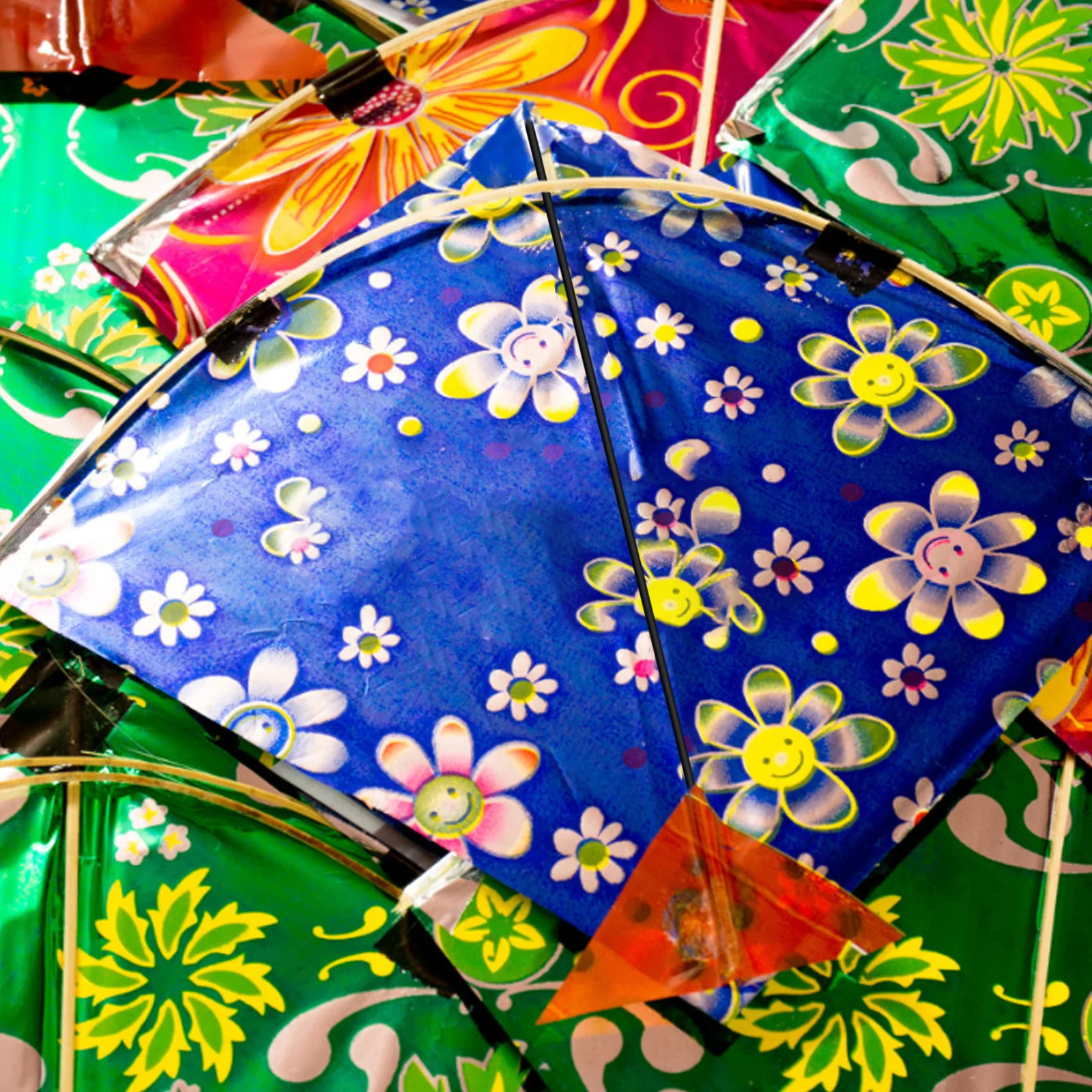 4-teilige Drachenstützstangen, starke, leichte Stangen für DIY-Drachenprojekte, verbesserte Stabilität, Allwetter-Leistung