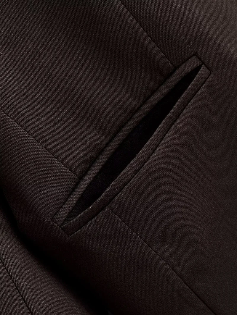 معطف نسائي شتاء 2025 جديد بني عميق كم طويل بسيط فضفاض مناسب بزر واحد سترة موضة غير رسمية نمط متعدد الاستخدامات