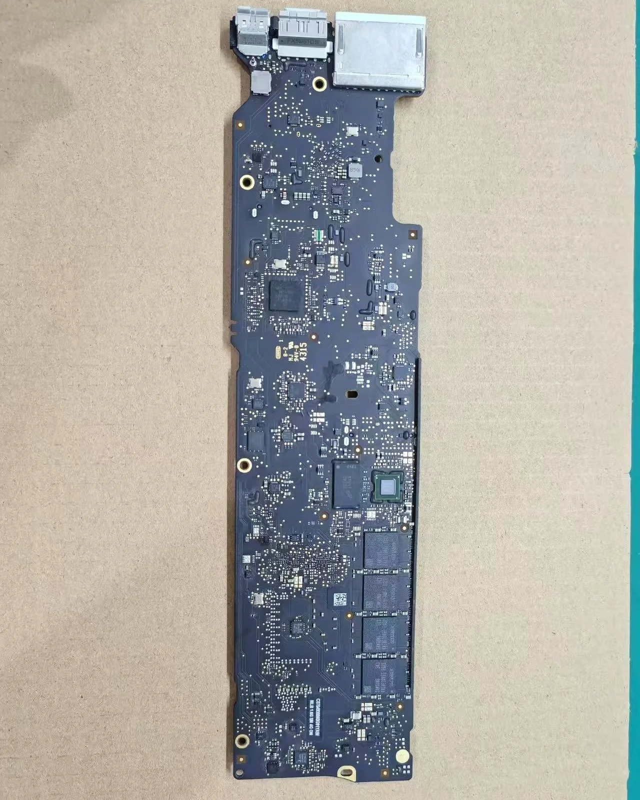 

Original a1466 logic board for macbook air 13" a1466 motherboard 2012 2013 2014 2015 2017 year