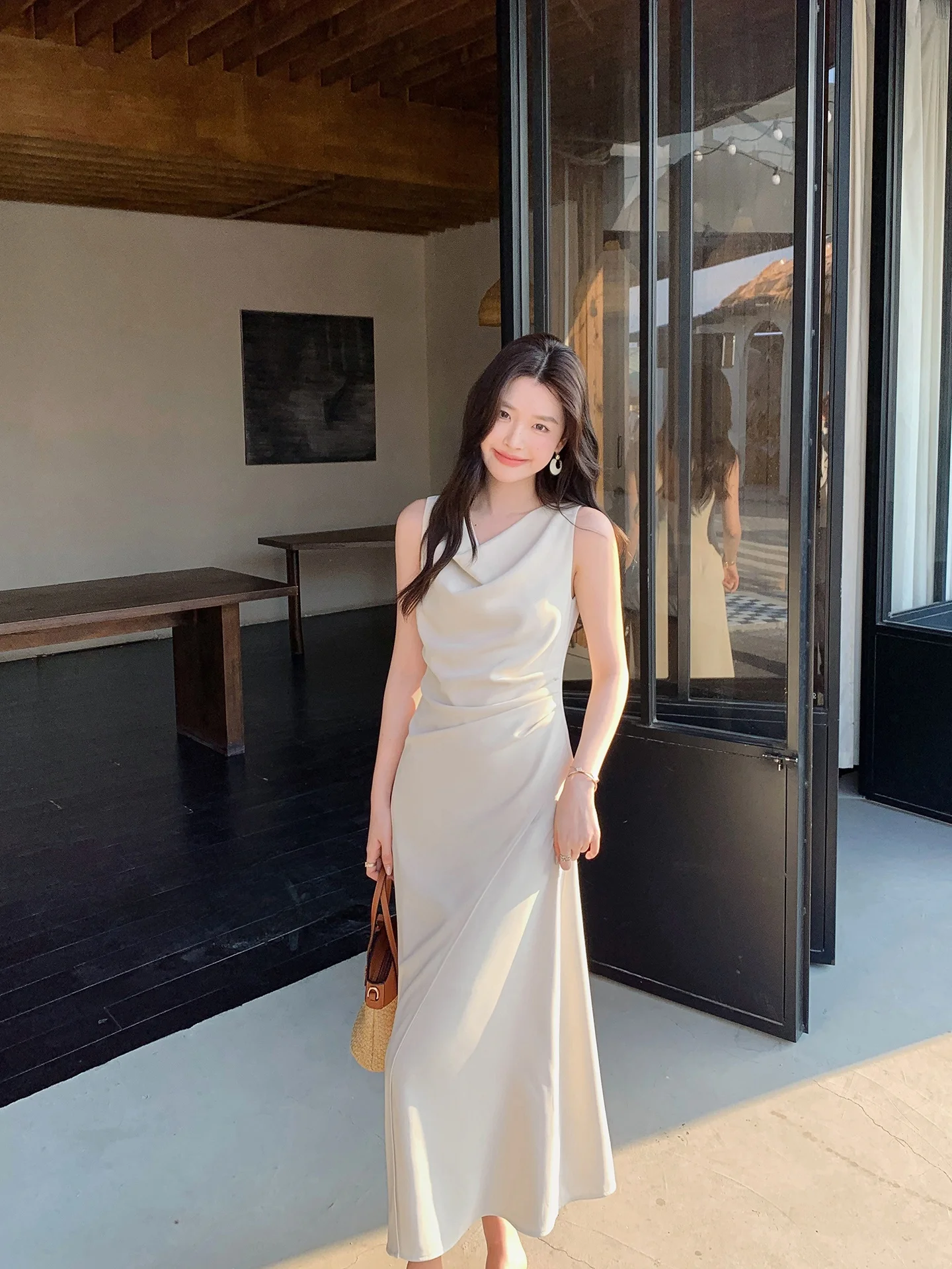 

Ms.Daoge Summer Elegant Slim Fit Sleeveless A-Line Dress High Waist Soft Polyester Fiber Luxury Feel City Commute Wear