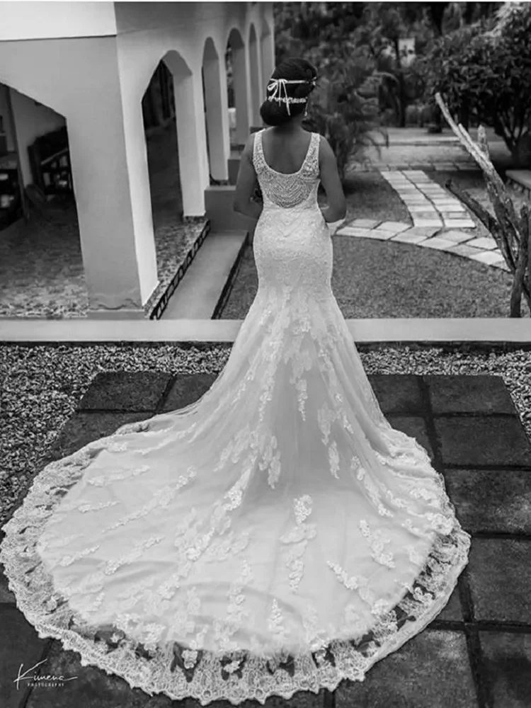 Customized Stunning Lace Mermaid Wedding Dresses Vestido De Noiva Sereia Sweep Train Backless Vintage Style Bridal Gowns