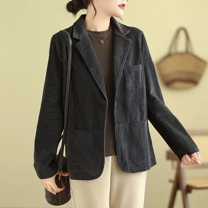 Retro Style Vertical Corduroy Coat Small Pocket Splice Look Slimmer Temperament Western Suit Female Spring and Autumn