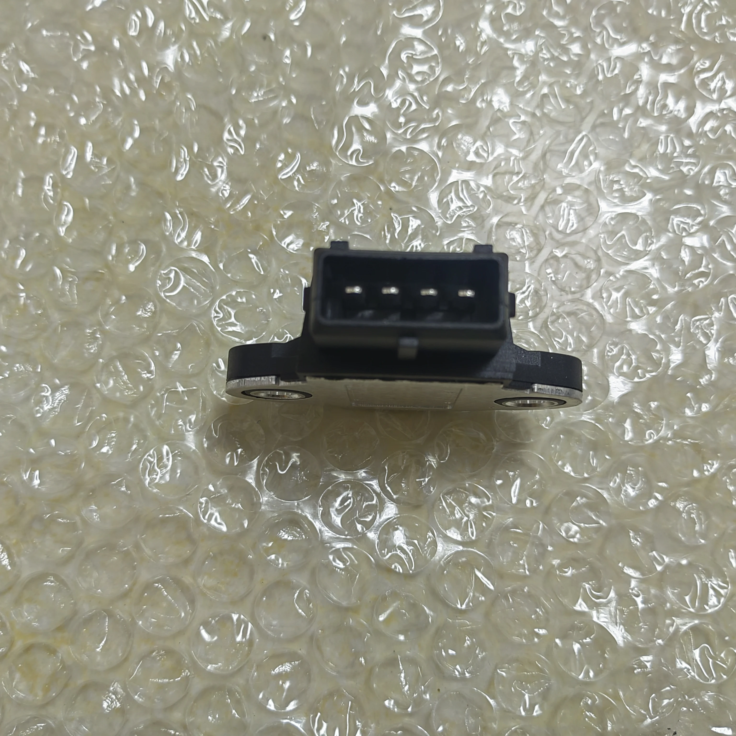 27370-38000 Ignition Failure Misfire Sensor for Hyundai Santa Fe Sonata XG300 350 Kia Optima 27370-38010, 27300-38010