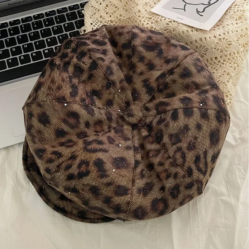 American Y2k Personalized Star Leopard Print Beret Spring and Summer Outdoor Big Head Sunshade Octagonal Newsboy Cap for Women 4