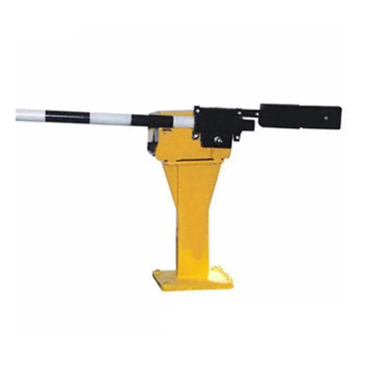 Supply railway crossing wooden railing machine, railway crossing pole, fence electric wooden machine