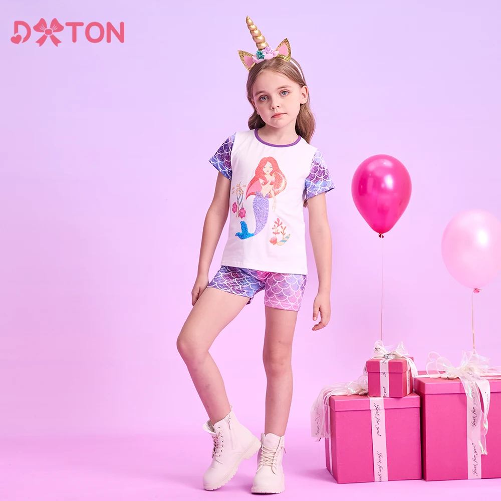 

DXTON Summer 2pcs Girls Clothing Set Short Sleeve Girls Tops with Shorts Mermaid Floral Printed Casual Toddler Kids Suit 3-10Ys