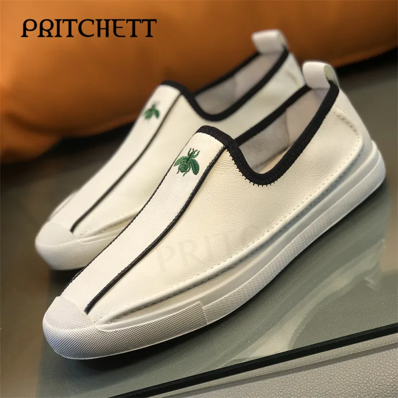 

White Genuine Leather Bee Loafers Round Toe Slip-On Trendy Sneakers Fashionable Casual Soft and Comfortable Men's Shoes