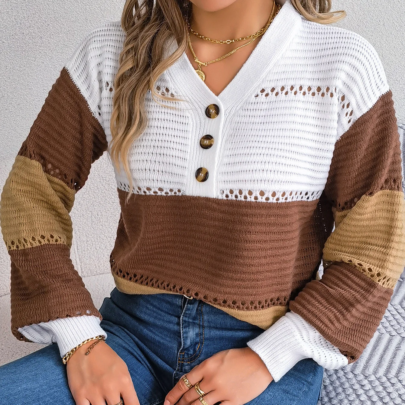

2025 Autumn Winter Women's Sweater Tops Casual Button V-neck Openwork Color Block Lantern Sleeve Pullover Sweater Christmas