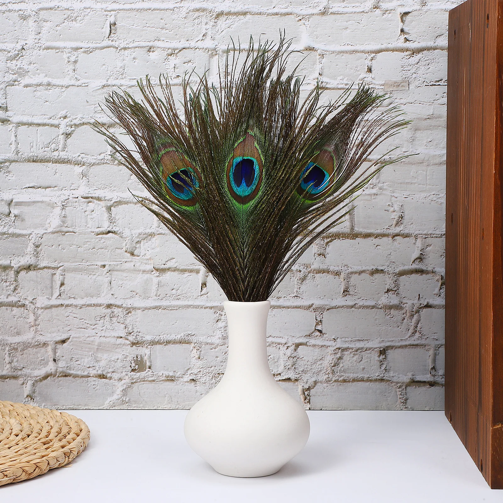 

100pcs Peacock Natural Tail Eye Elegant Decorations High Quality DIY Craft Accessories Art Supplies