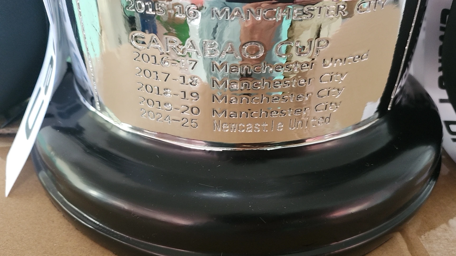 كأس نيوكاسل يونايتد وينرز 2025 كأس الكأس 2025 EFL كأس كاراباو طبق الاصل كأس الكأس الفائزين كأس 1:1 الحجم الحقيقي #5