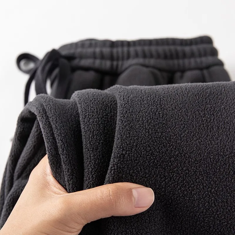 Pantalons décontractés pour femmes en automne et en hiver 2025, nouveaux pantalons pour femmes avec polaire épaisse et pantalons radis pour femmes