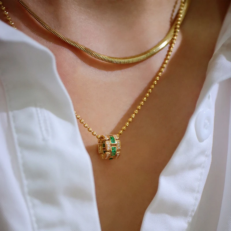 Aazuo Real Jewelry 18K Yellow Gold Natural Emerald Real Diamonds Lovly Pendent Necklace Gifted for Women