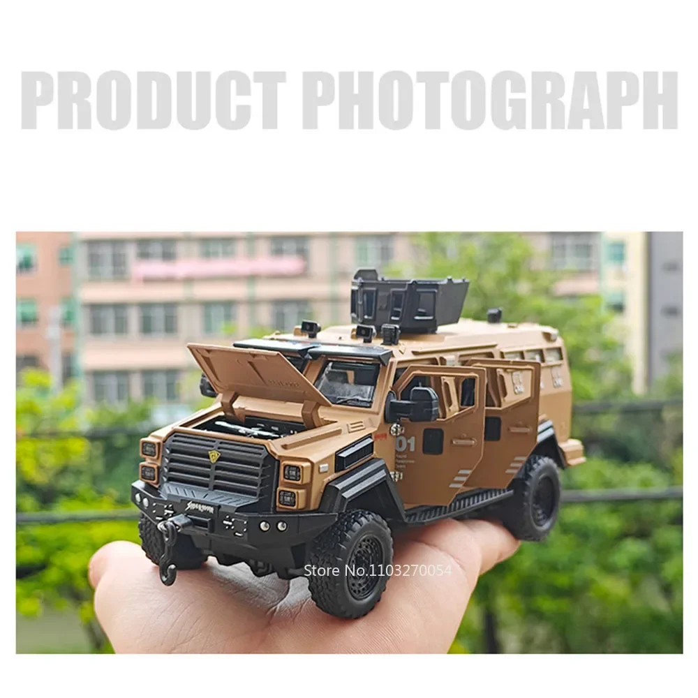 1:32 Legering Sabertooth Gepantserd Model Speelgoed Diecast Metalen Auto Trek Politieauto met Lichte Muziek Voertuig voor Peuter Kids Geschenken
