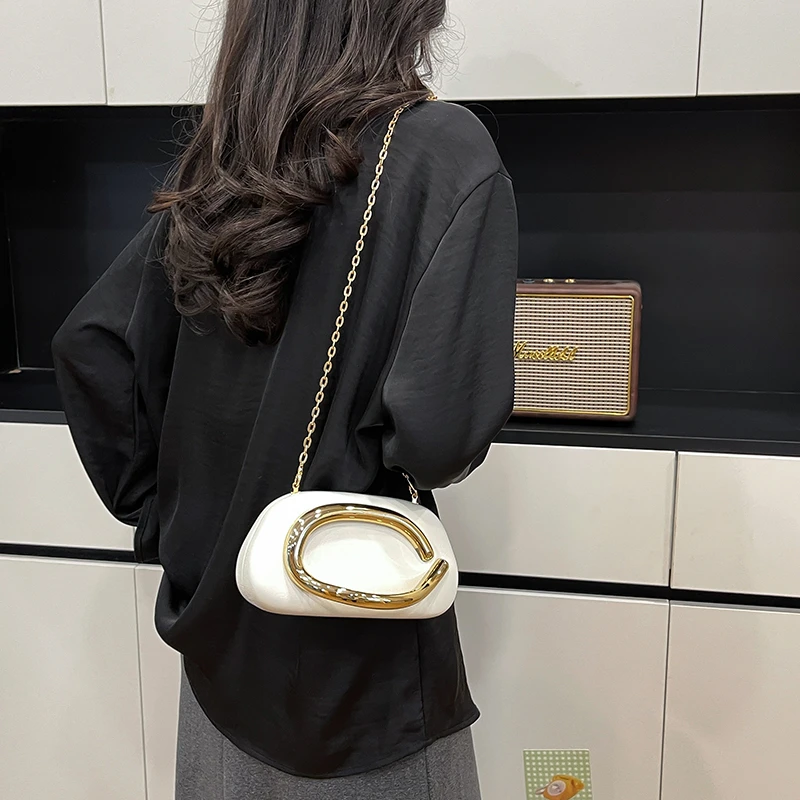 

Classic Leather Crossbody Bag for Chic Women: Designer Inspired Messenger Shoulder Handbag, Elegant Ladies Fashion