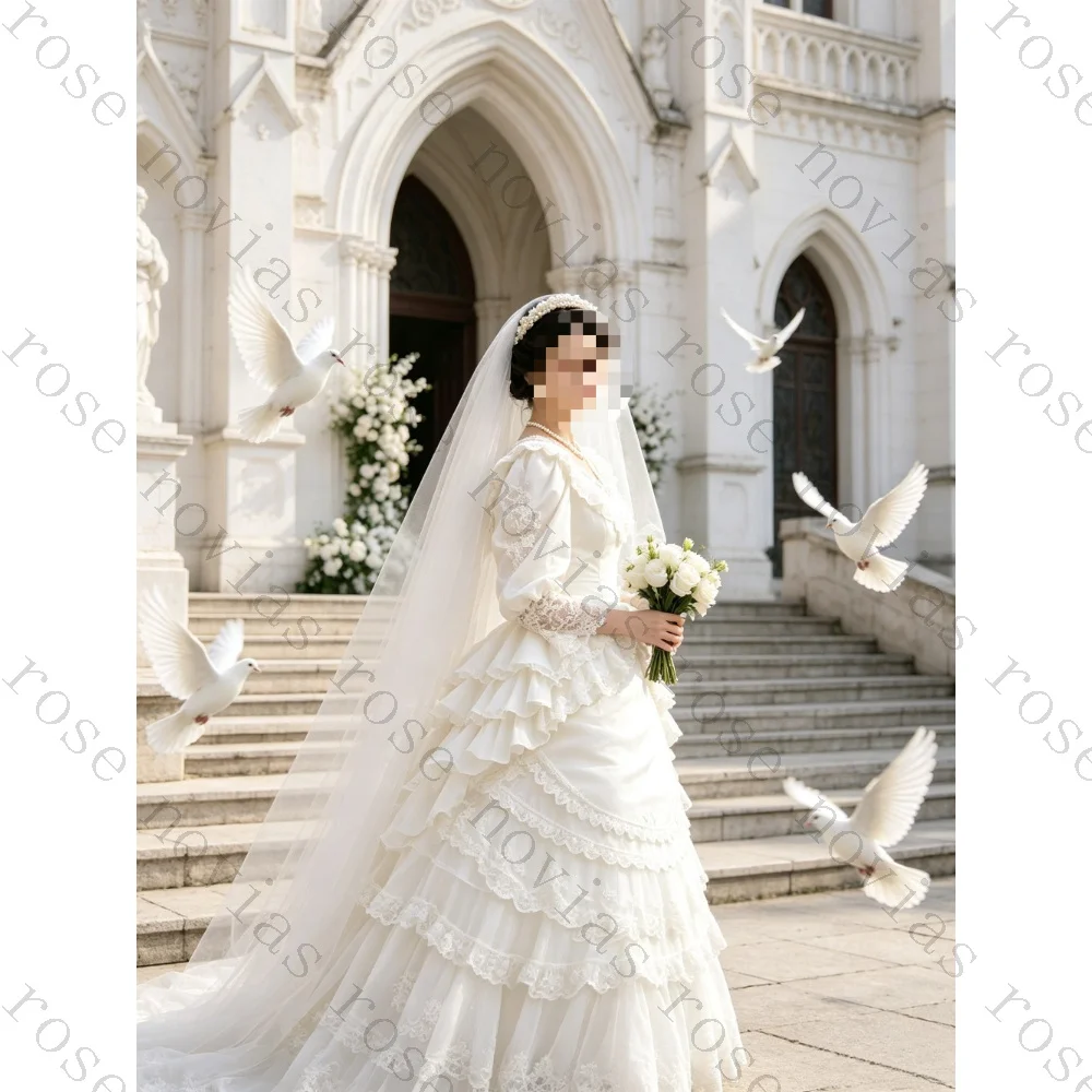 Customized Retro Lace Layered Lotus Leaf Ruffle Wedding Dresses 2026 New White Romantic Fluffy Long Sleeves Princess Bridal Gown