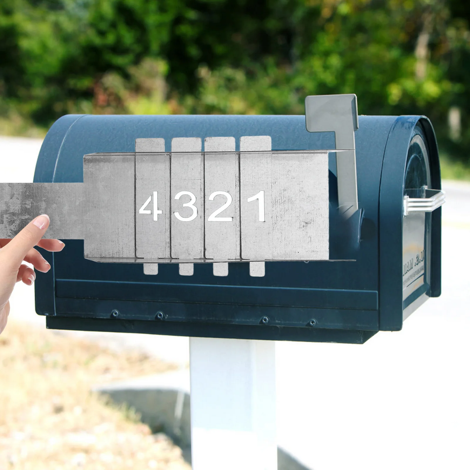 

1Set Iron Hollowed Number Stencils 4-Slot Reusable Template for Spray Paint DIY Stencils Painting on Wood Walls Mailbox