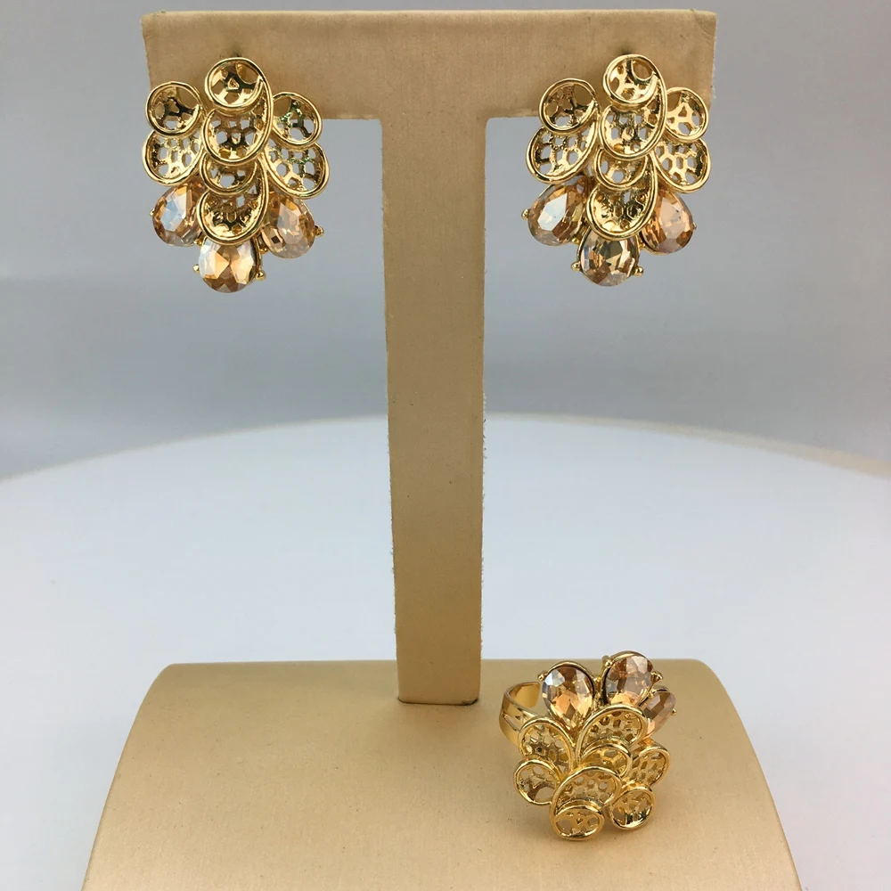 Luxury Design Gold Color Jewelry Set For Women Quality Trending Necklace Earrings Bracelet And Ring Wedding Party FHK19487