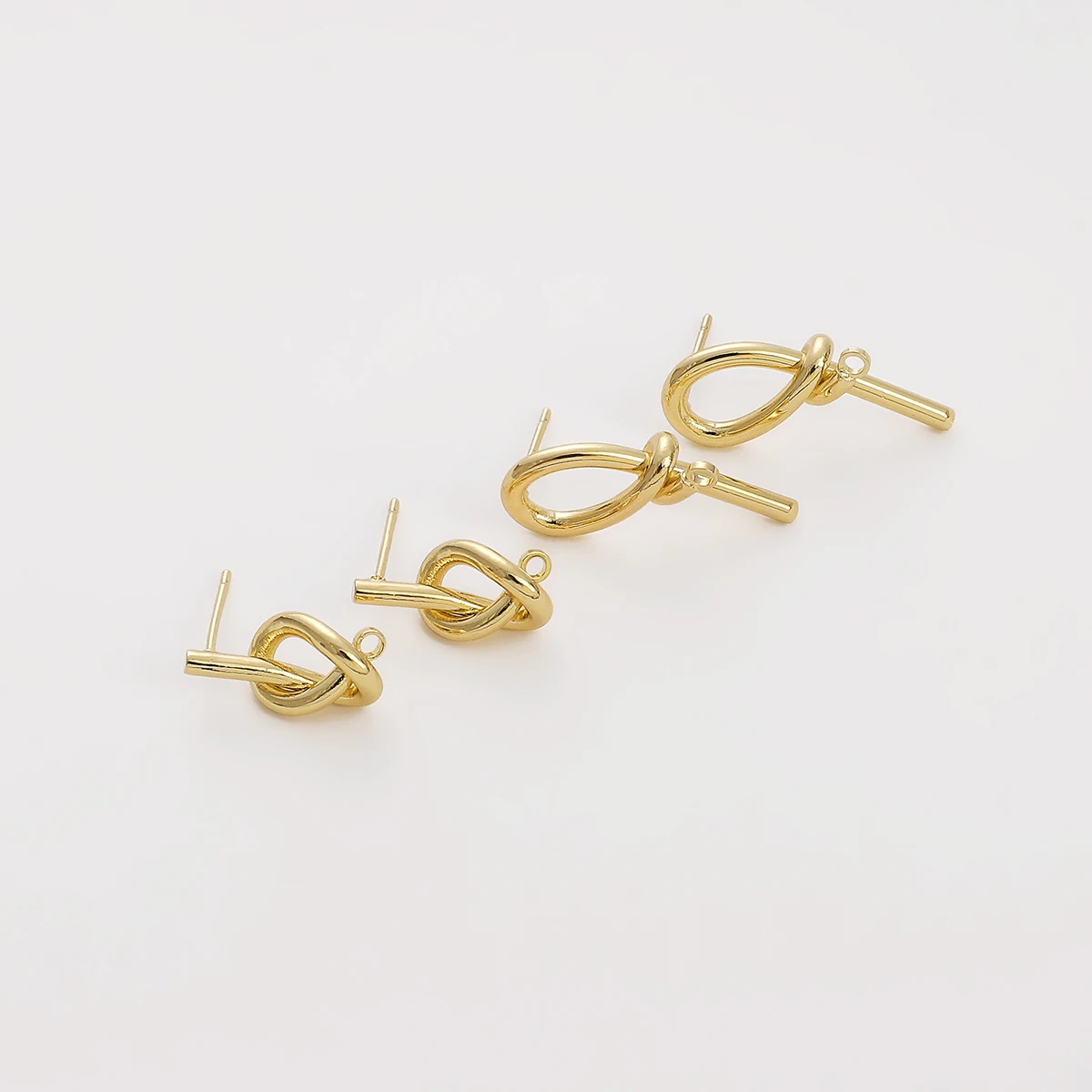 

2PCS DIY Earring Jewelry Making Supplies Creative Earring Hooks 14K Gold Plated Post Earring Fittings Ear wires Accessories