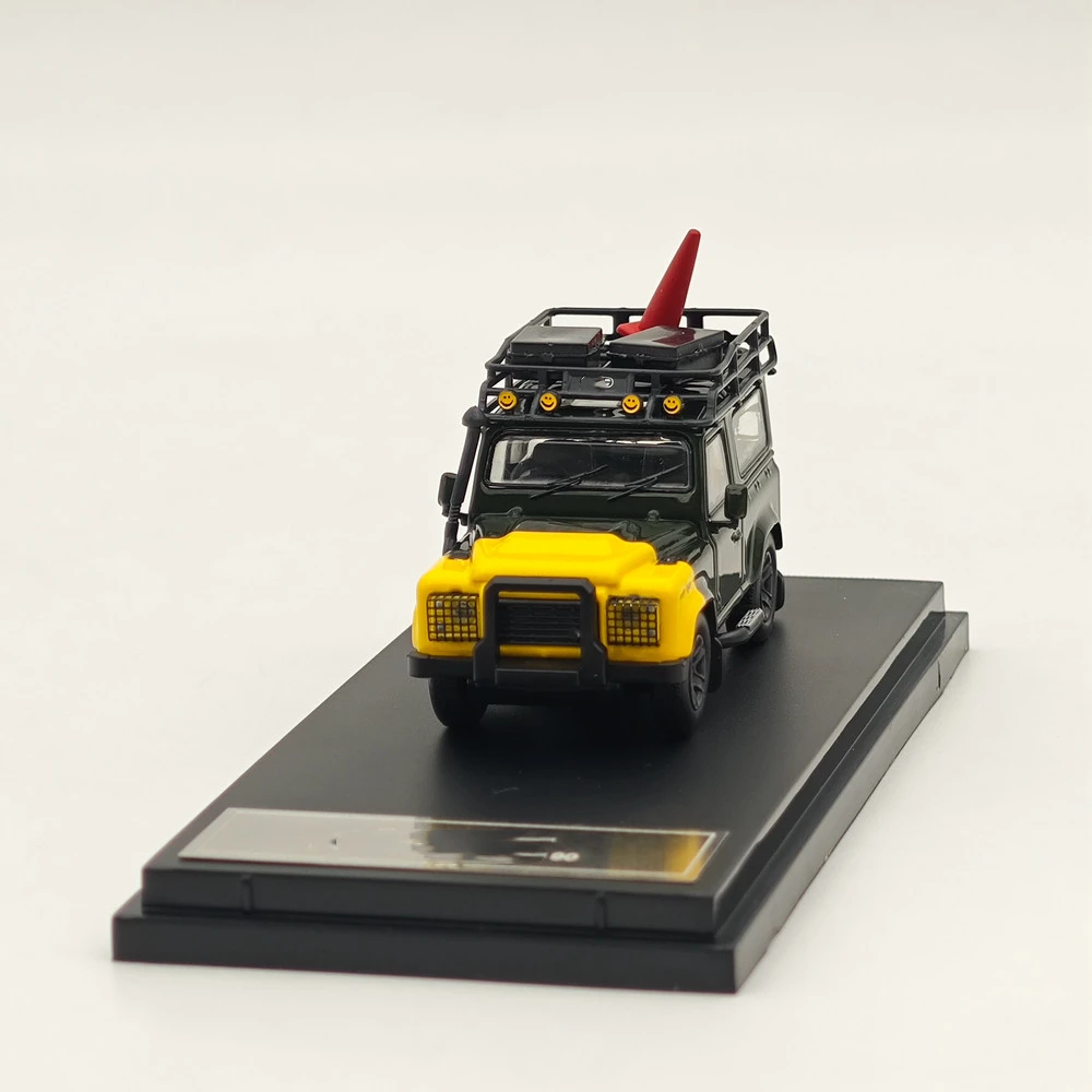 1:64 마스터 디펜더 90 다이캐스트 장난감 자동차 모델 미니어처 취미 수집품 선물 액세서리 포함