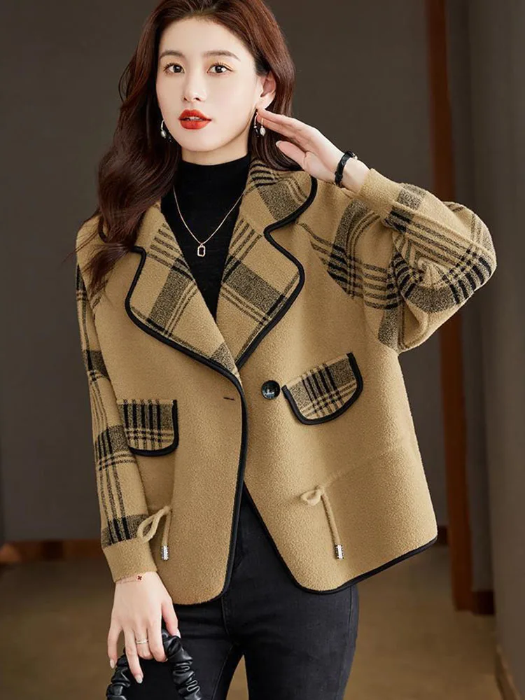 Turn-down Collar Fashion Elegant Coat Jackets Women's Casual Striped Korean Chaquetas Short Woolen Lapel New Outerwear Top