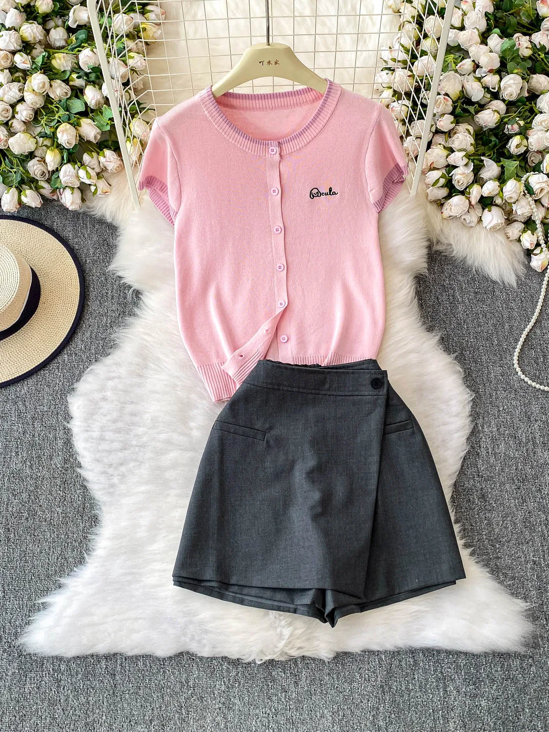 

Korean Sle Sweet Soft Pink Embroidered round Ne Knitted Open Cardigan Top High Waist Slim ort Pants Set Women's Faion