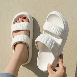 Zapatillas de verano con suela súper suave para niña, chanclas con plataforma interior para baño, chanclas de dibujos animados para el hogar, zapatillas de playa para mujer, sandalias deslizantes para exteriores