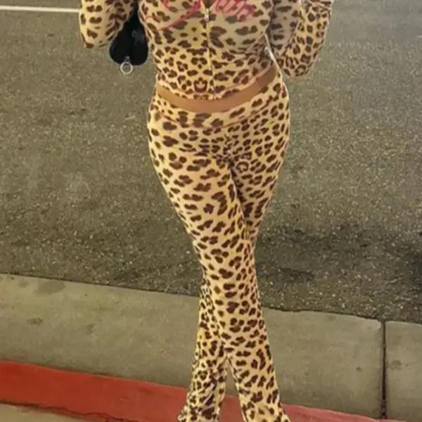 

Casual Sportswear Set for Men And Women with Leopard Print Long Pants ort Sve T-irt Autumn Season Faion Item