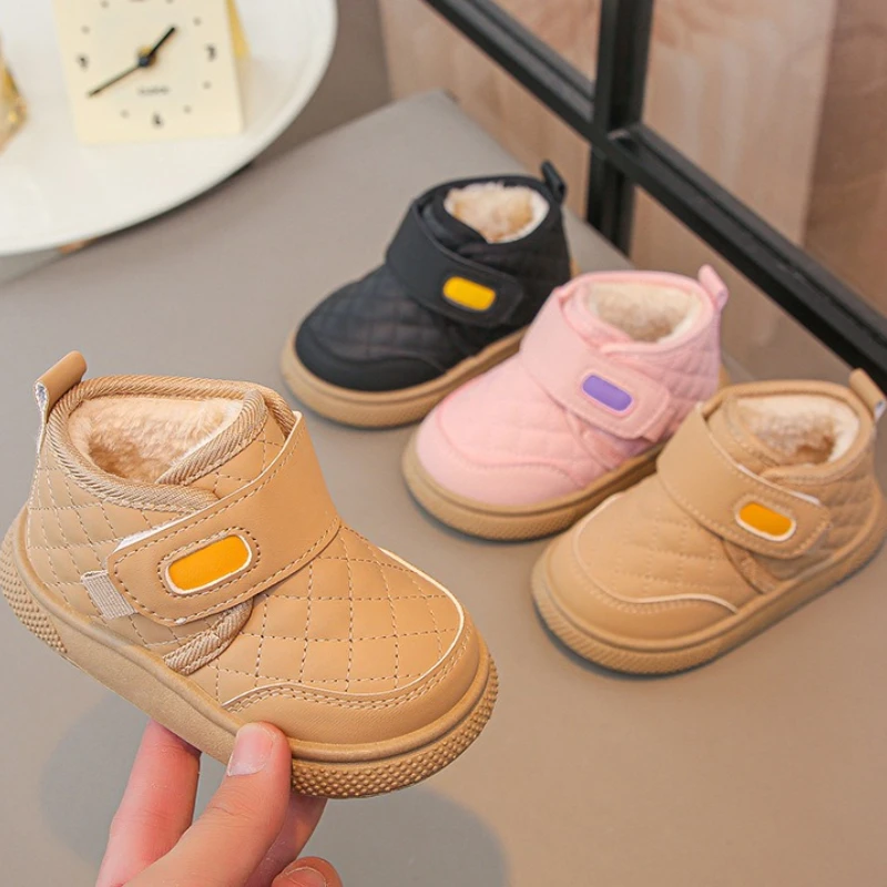 

Детские зимние ботинки со снегом 2024, новые детские плюшевые ботинки на мягкой подошве, модные детские противоскользящие мужские и женские универсальные кроссовки, зимние детские ботинки