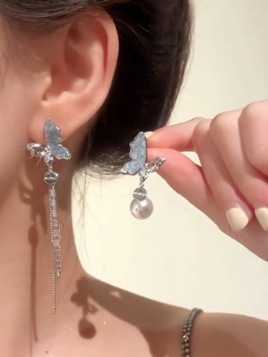 

New Fashion Asymmetrical Butterfly Crystal Pearl Tassel Earrings Elegant Ear Clips for Women No Piercing