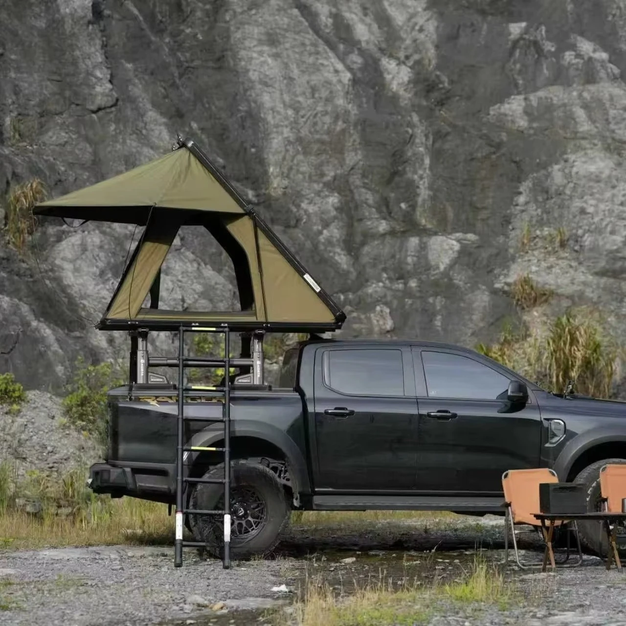 OEM  Aluminum Hard Shell Rooftop Tent Factory Supply Waterproof Travelling Outdoor Camping Roof Top Tent