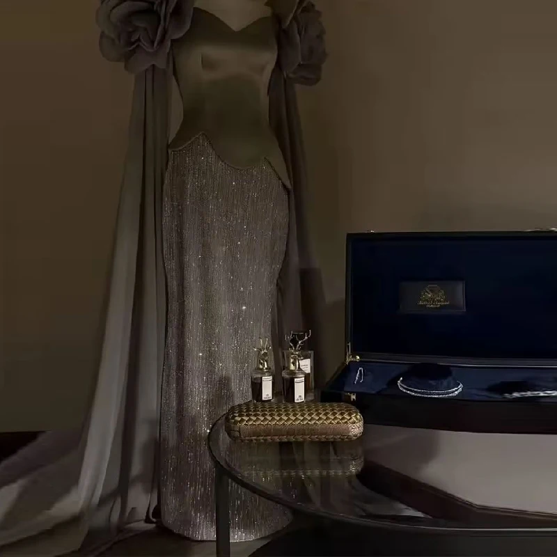 

2025 Glitter Floor-Length Wedding Party Formal Gowns Off Shoulder Customized Gray Evening Dresses Chic Mermaid Prom Dress