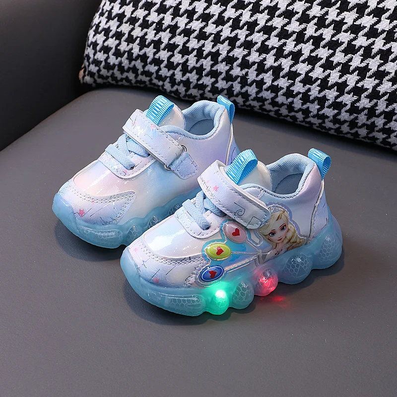 Sepatu bayi anak 1-6 tahun 3 lampu Sneaker perempuan kartun sepatu putri Non-Slip sol lembut sepatu lari balita Rashi