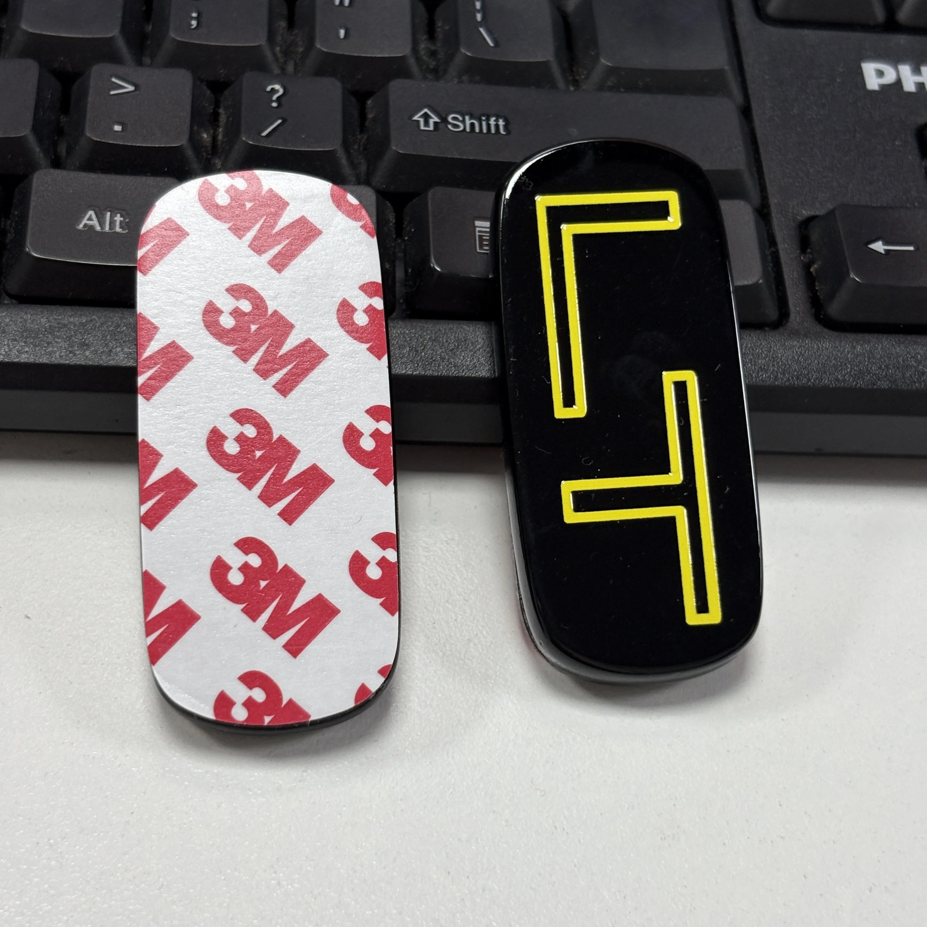 

LT Nameplate Emblem Letter Badge Replacement Fits 99-07 Car Decal Gold And Black Badge