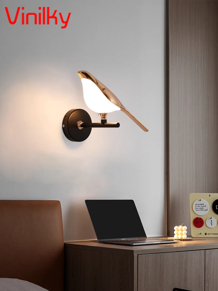 Nordic Draaibare Vogel Wandlamp Creatieve Nachtverlichting Voor Slaapkamer Nachtkastje Decoratie Art Home Gouden Wandkandelaars Lampen - afbeelding 2