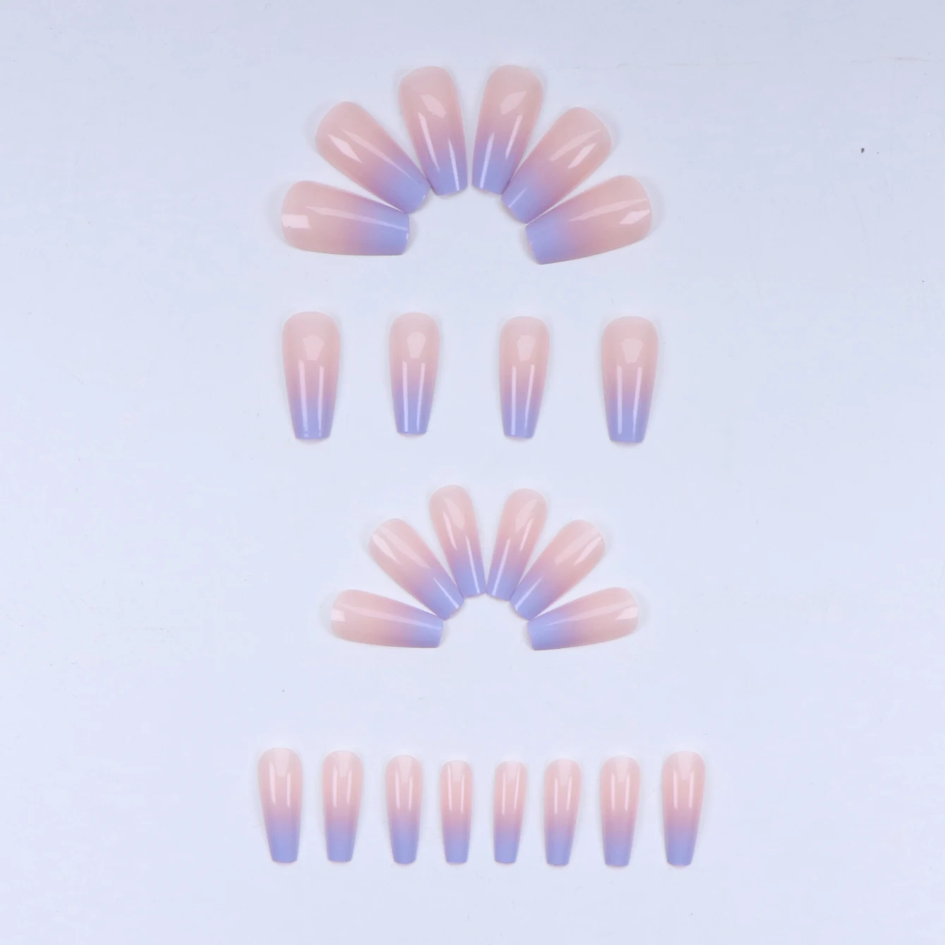 24 Stück: Verschönern Sie Ihren Look mit kurzen, quadratischen Kunstnägeln mit einem rosa-weißen Farbverlauf, 1 Nagelfeile & 1 Nagelkleber-Aufkleber-Set. – Detail 26