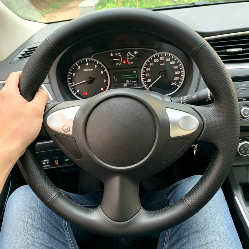 Funda de volante de cuero de microfibra antideslizante cosida a mano para Nissan Juke Maxima 370Z Sentra SV, accesorios interiores para automóvil