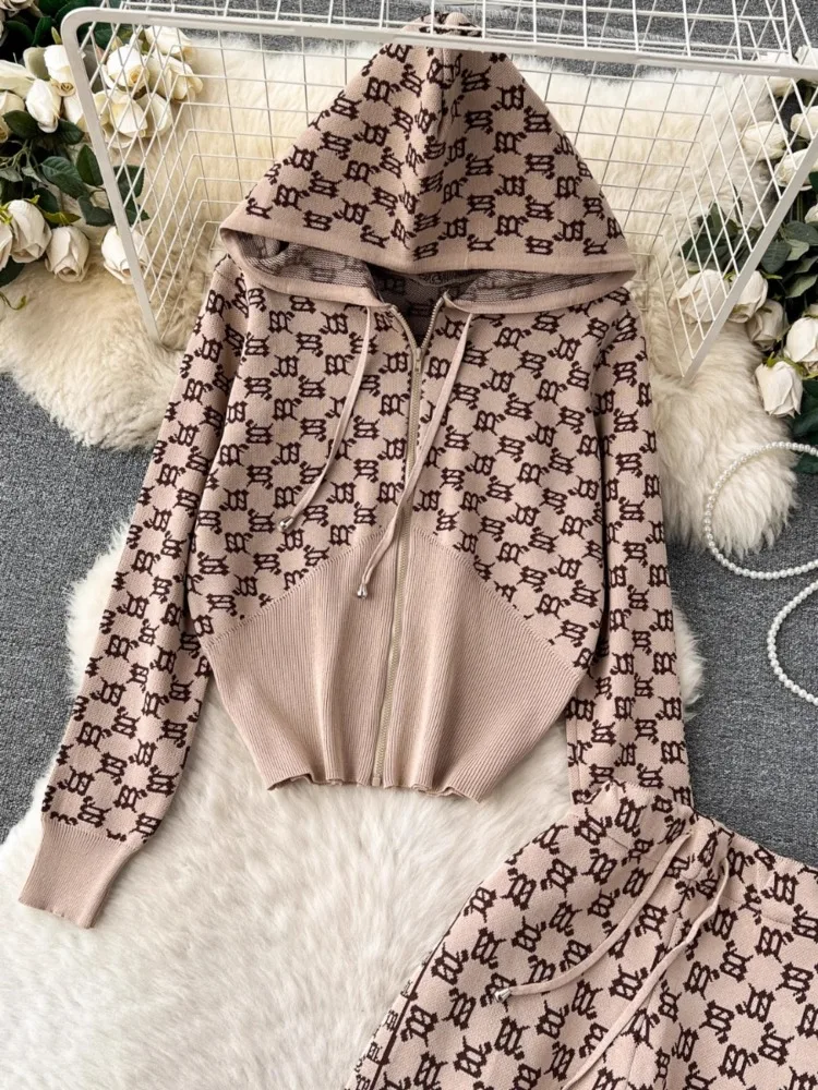 Vintage Gestrickte Anzug Hohe Qualität Sets 2025 Frühling Herbst Plaid Mit Kapuze Top Mantel Breite Bein Hosen Mode Freizeit 2 stück Set Frauen