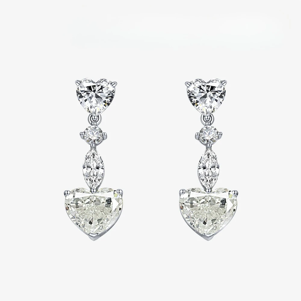 

925 Silver 5-carat White G-color High Carbon Diamond Earrings Inlaid with Heart 10 * 12 Exquisite Temperament Women's Earrings