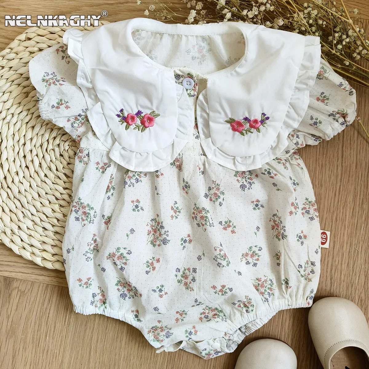 2024 Stylish Baby Summer Romper: Floral Print, Triangle Bib, Embroidered Large Collar, Short-Sleeved Bodysuit for Baby Girls