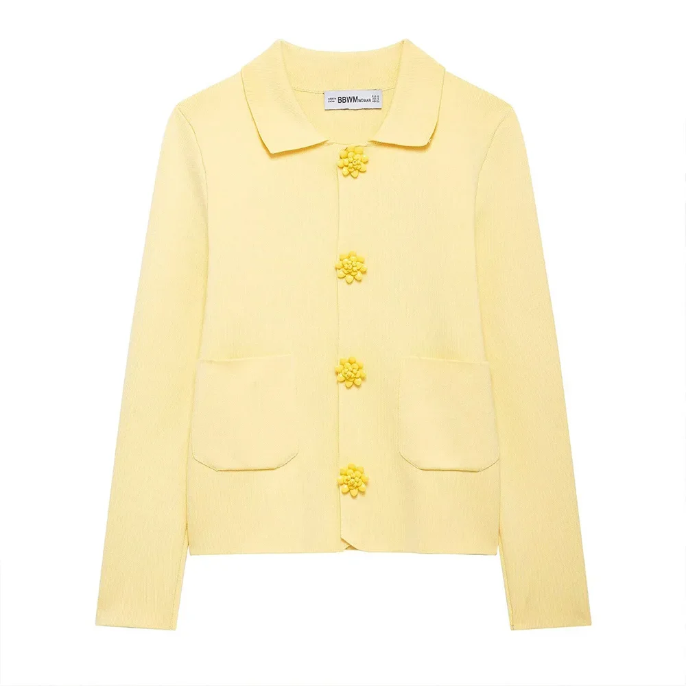 

Sweet Age Reduction Yellow Turn Down Collar Flower Button Single Breasted Long Sleeves Women Knit Cardigan Spring New