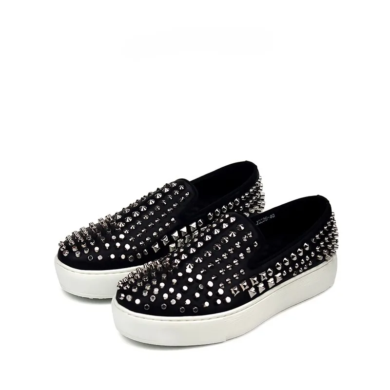 

New High-end Genuine Leather Rivet Casual Shoe Men Fashion Slip on Loafers Thick Sole Breathable Outdoor Platform Sneakers