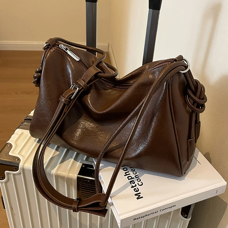 

Large Capacity Women's Crossbody Bag 2026 New Autumn Winter Versatile Pillow Bag Commuter oulder Bag Casual Travel Shoulder Bags